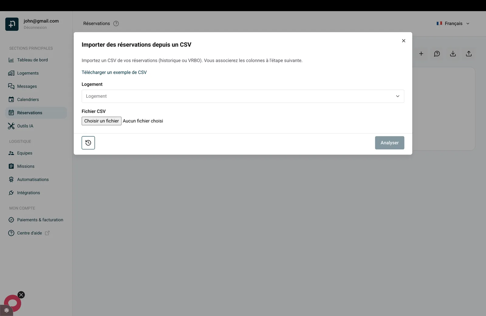 La fenêtre Importer des réservations depuis un CSV : choisir un logement, télécharger un exemple de CSV, puis envoyer le fichier avant de cliquer sur Analyser.