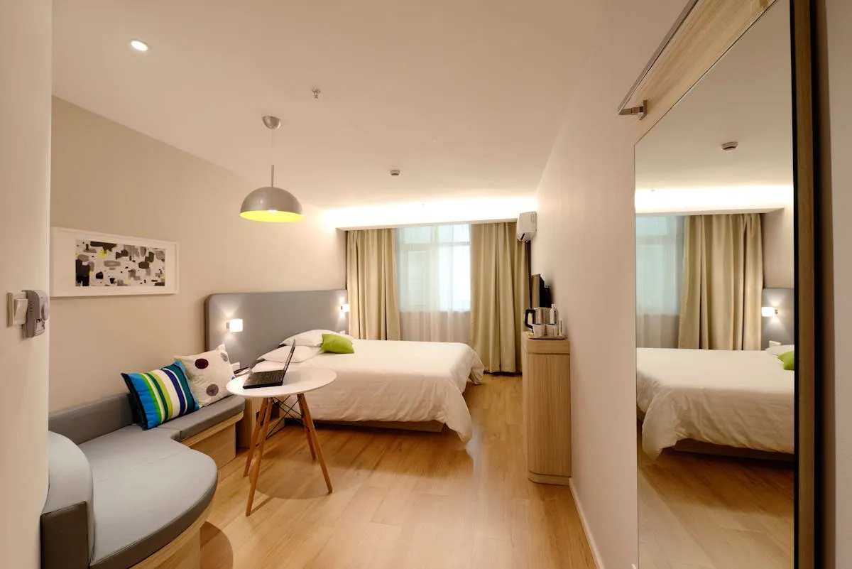 Empty vacation rental bedroom showing the midweek gap-night problem