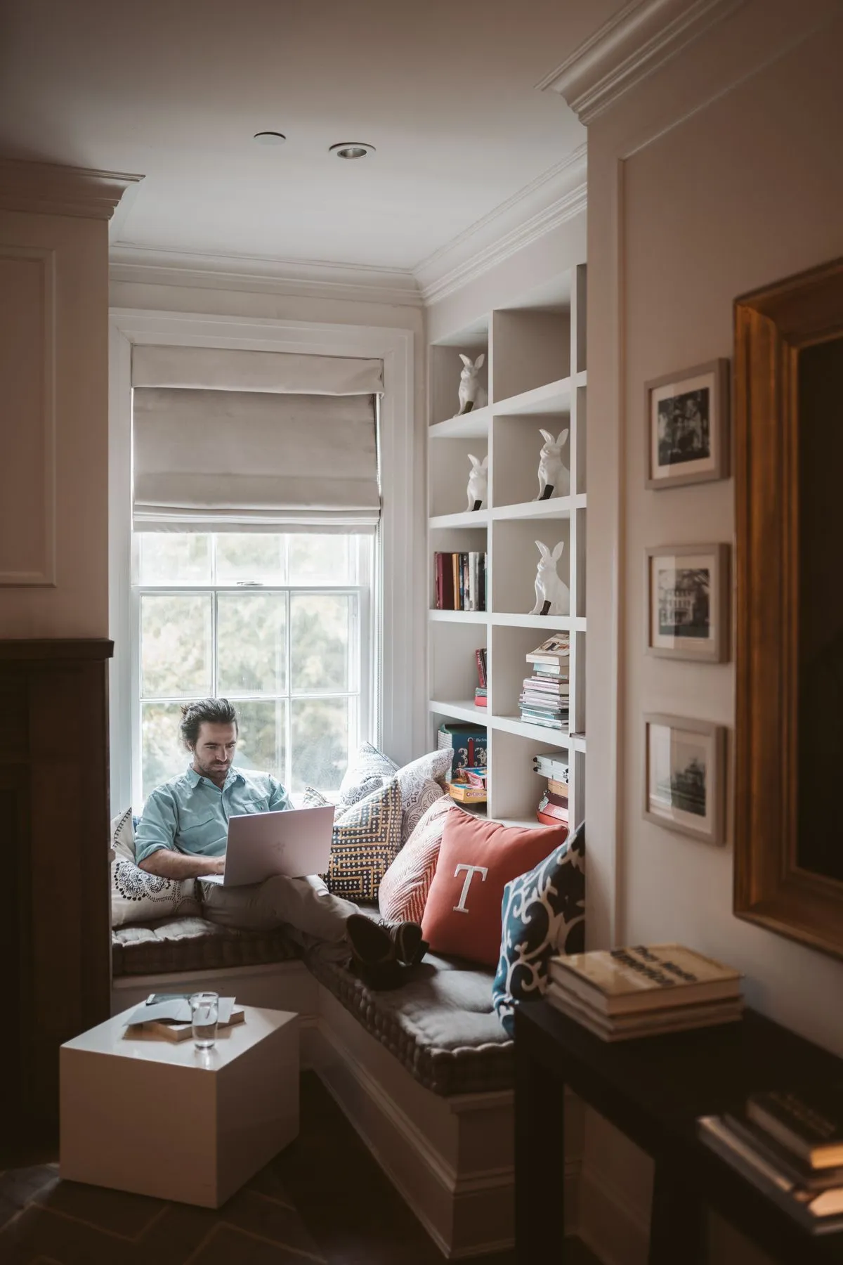 Host adjusting the rates sent to Vrbo from a laptop at home