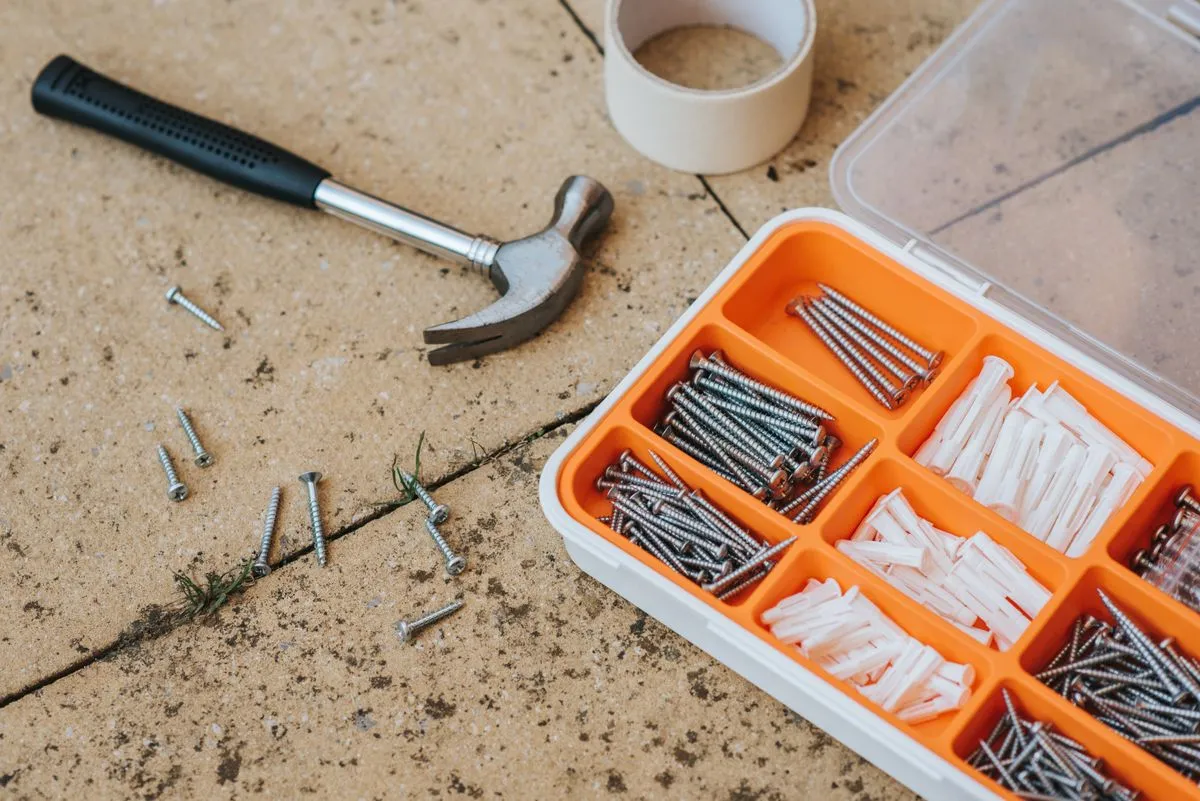 Outils de réparation disposés pour la maintenance préventive