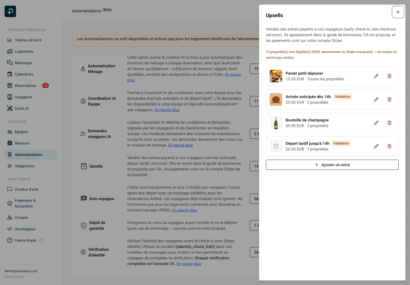 Le catalogue Upsells avec les extras : panier petit-déjeuner, arrivée anticipée, bouteille de champagne et départ tardif
